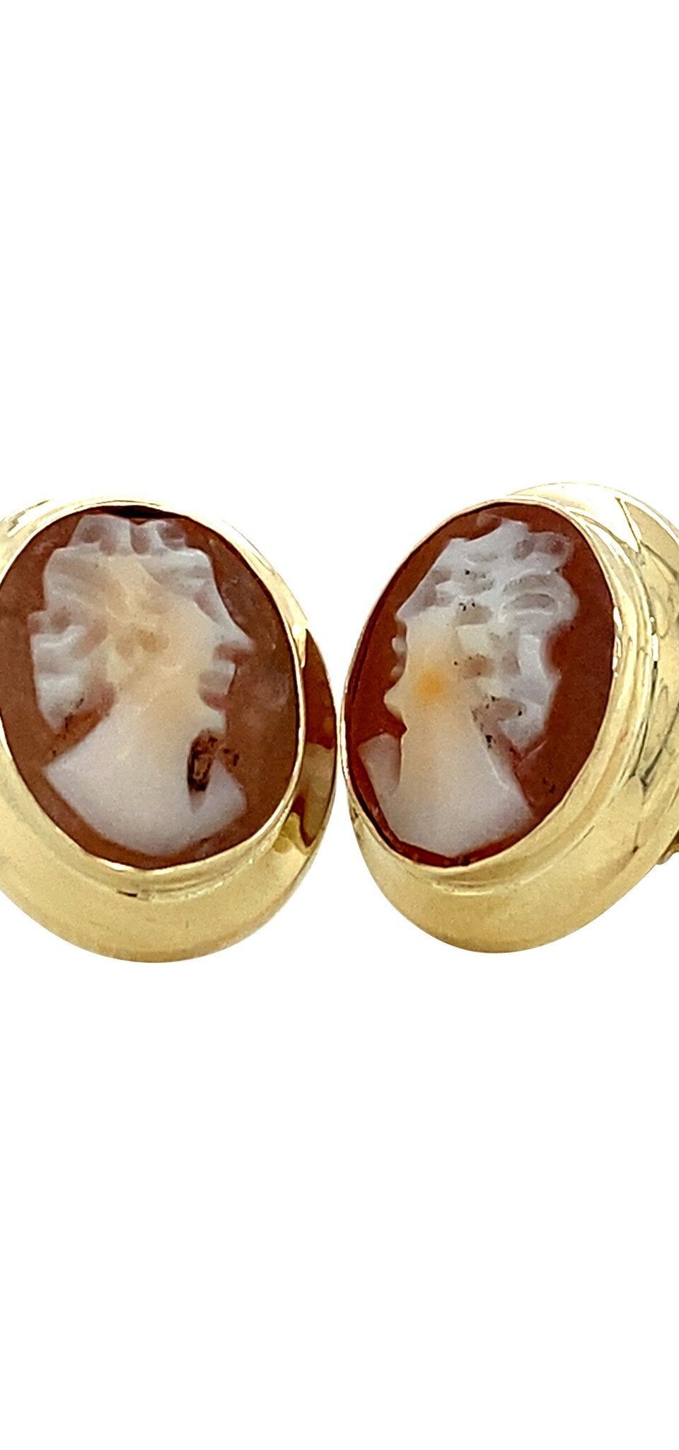 Vintage 14K Gold Stud Earrings with Cameo